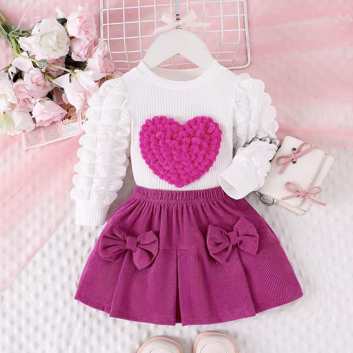 Conjunto blusa blanca corazon Fucsia - Conjuntos Falda (foto 2)