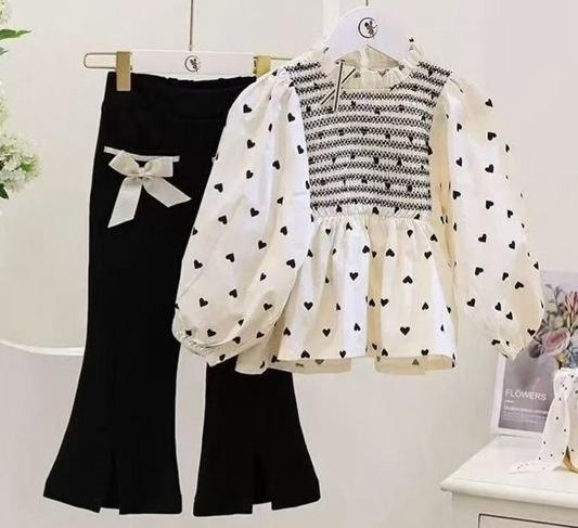 Conjunto leggins negro blusa beige corazones - Conjuntos Set x3 (foto 3)