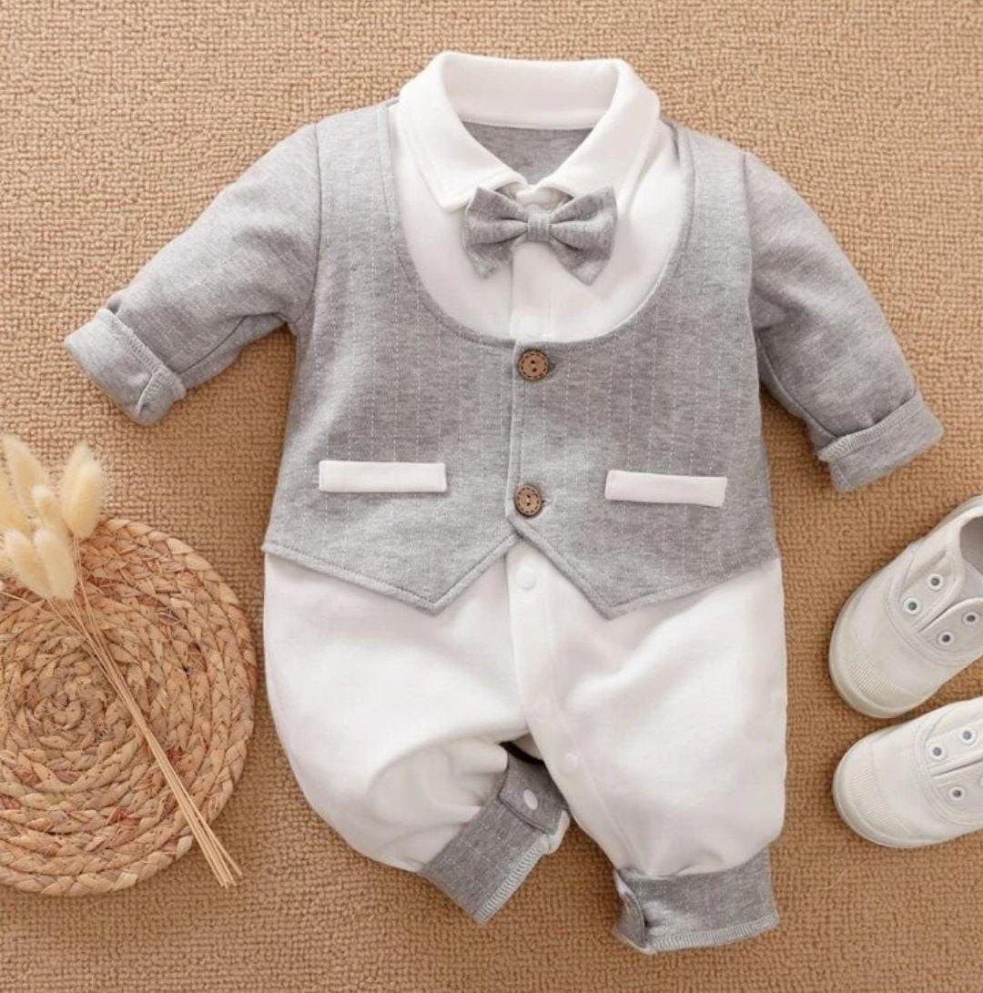 Mameluco Gris/blanco chaleco - Mamelucos y Conjuntos Elegantes (foto 3)